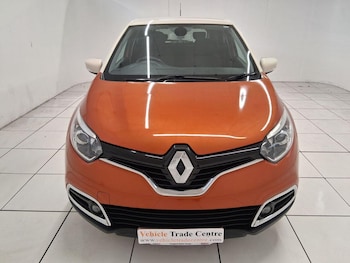 Used Renault Captur 2015 for sale - 76136399: Photo