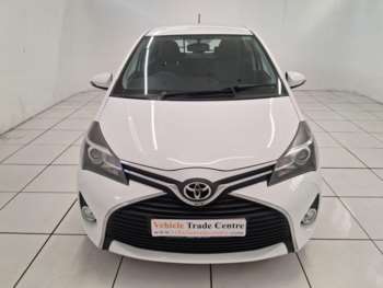 Used Toyota Yaris 2015 for sale - 74358210: Photo