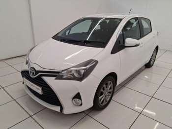 Used Toyota Yaris 2015 for sale - 74358210: Photo