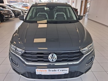 Used Volkswagen T-Roc 2018 for sale - 78907831: Photo