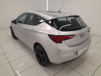 Used Vauxhall Astra 2016 for sale - 77905626: Photo