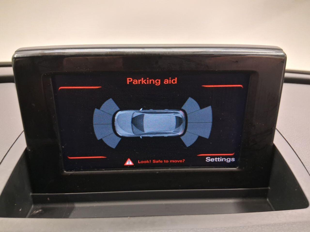 Used Audi Q3 2014 for sale - 76137804: Photo 17