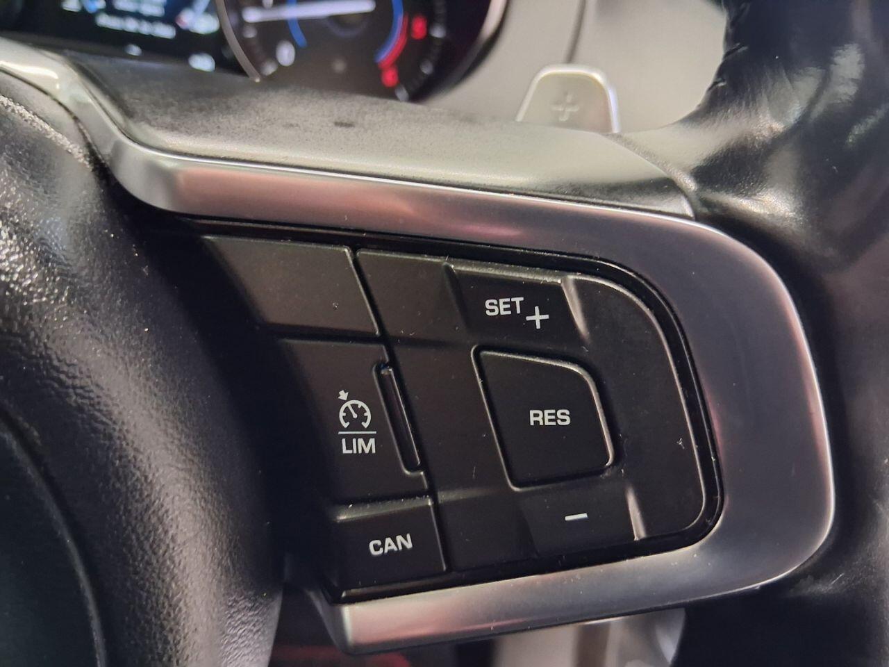 Used Jaguar F-Pace 2016 for sale - 76137374: Photo 23