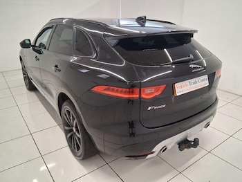 Used Jaguar F-Pace 2016 for sale - 76137374: Photo 4