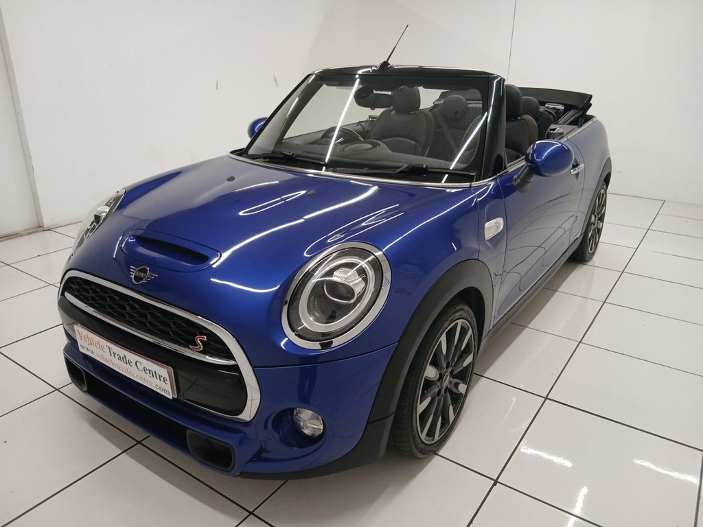 Used MINI Convertible 2018 for sale - 77422689: Photo 3