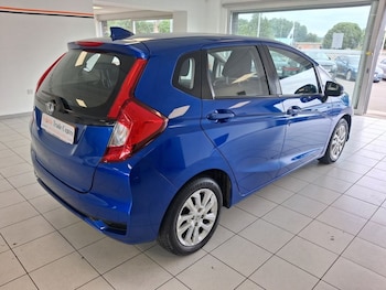 Used Honda Jazz 2018 for sale - 78645107: Photo