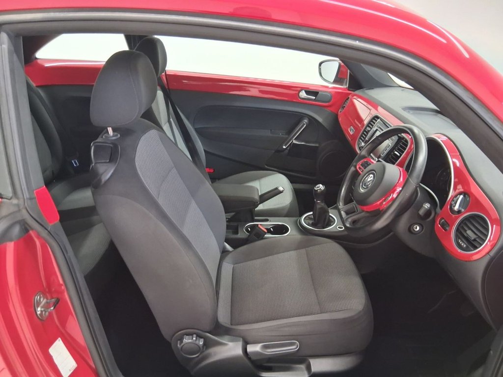 Used Volkswagen Beetle 2012 for sale - 77005313: Photo 11