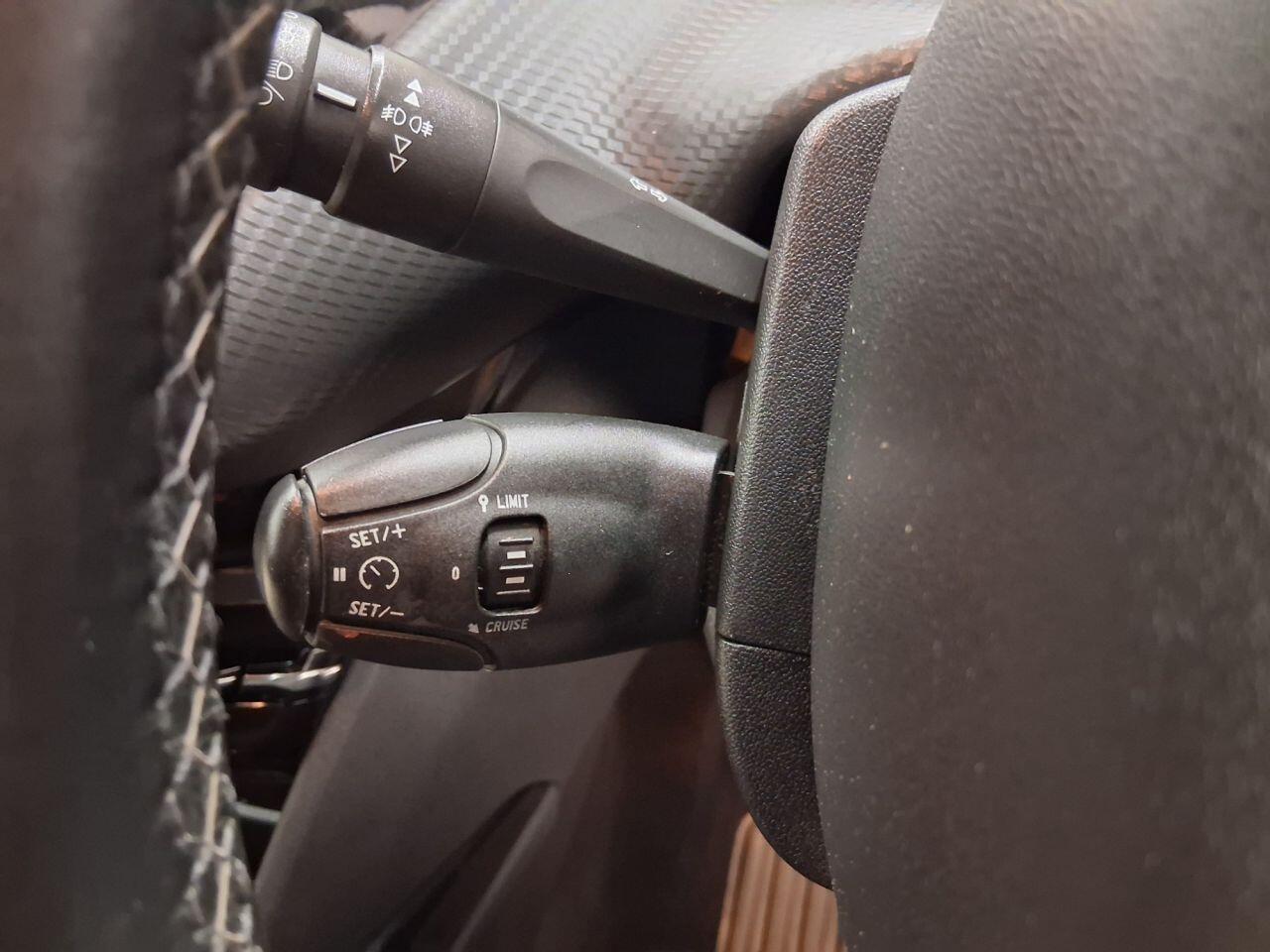 Used Peugeot 2008 2017 for sale - 76689790: Photo 20