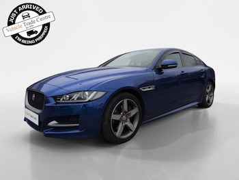 Used Jaguar XE 2017 for sale - 78044641: Photo