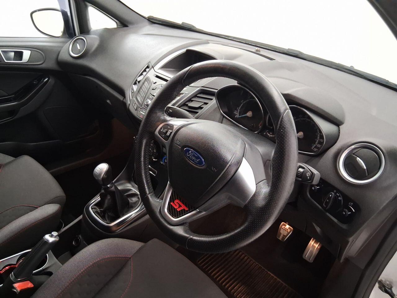 Used Ford Fiesta 2016 for sale - 76388859: Photo 10