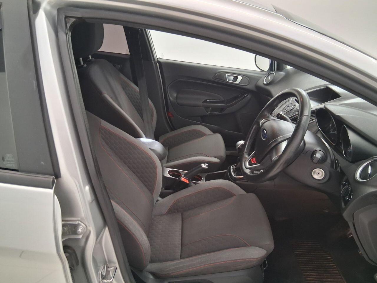 Used Ford Fiesta 2016 for sale - 76388859: Photo 11