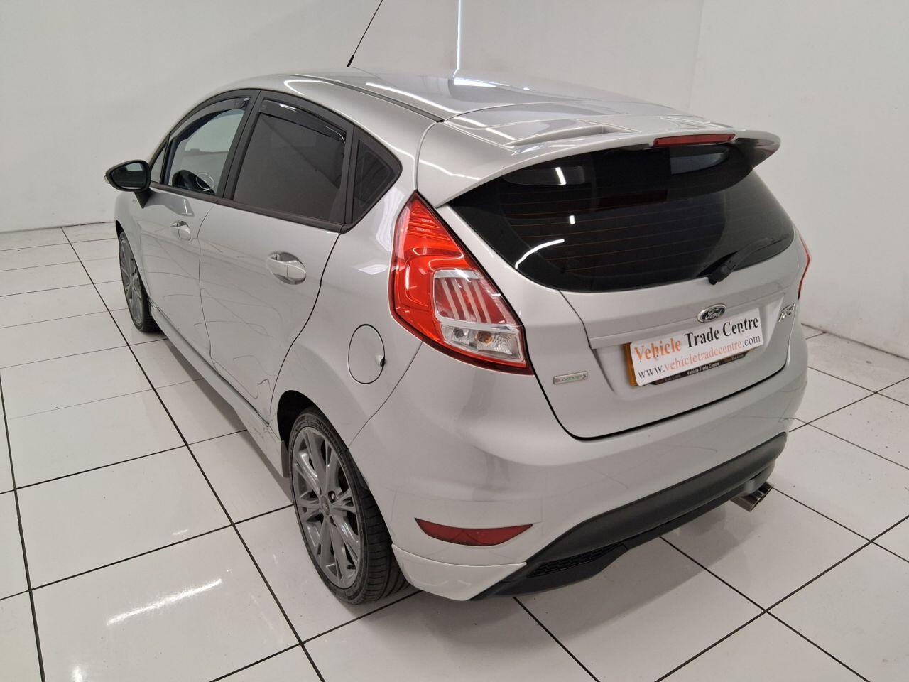 Used Ford Fiesta 2016 for sale - 76388859: Photo 4