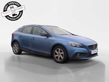 Used Volvo V40 2014 for sale - 79334185: Photo