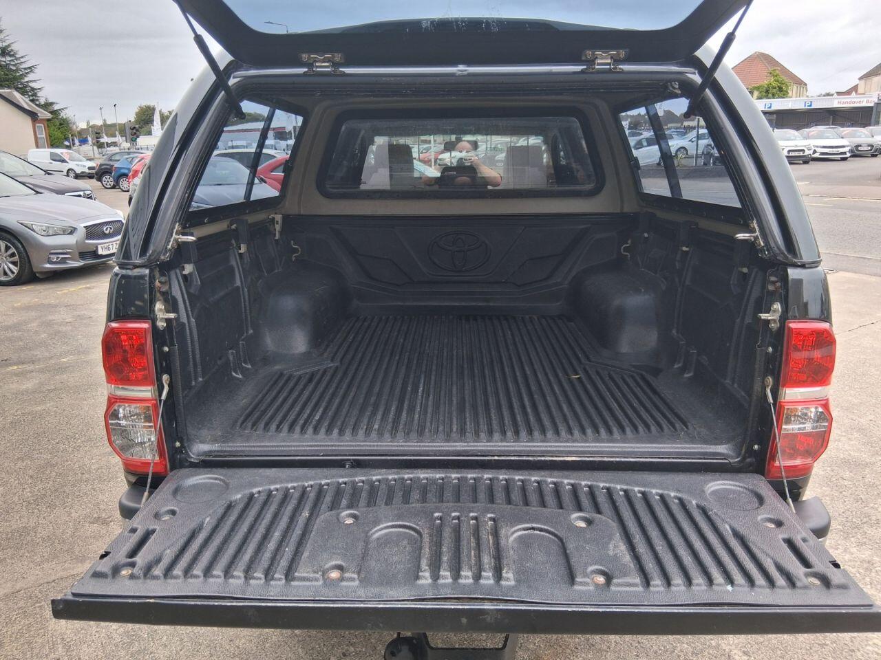 Used Toyota Hilux 2013 for sale - 76138264: Photo 8