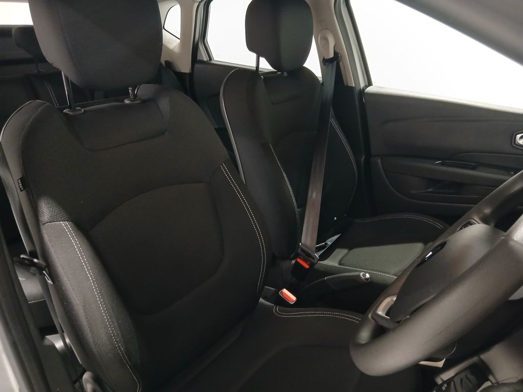 Used Renault Captur 2018 for sale - 77692951: Photo 13