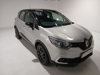 Used Renault Captur 2018 for sale - 77692951: Photo