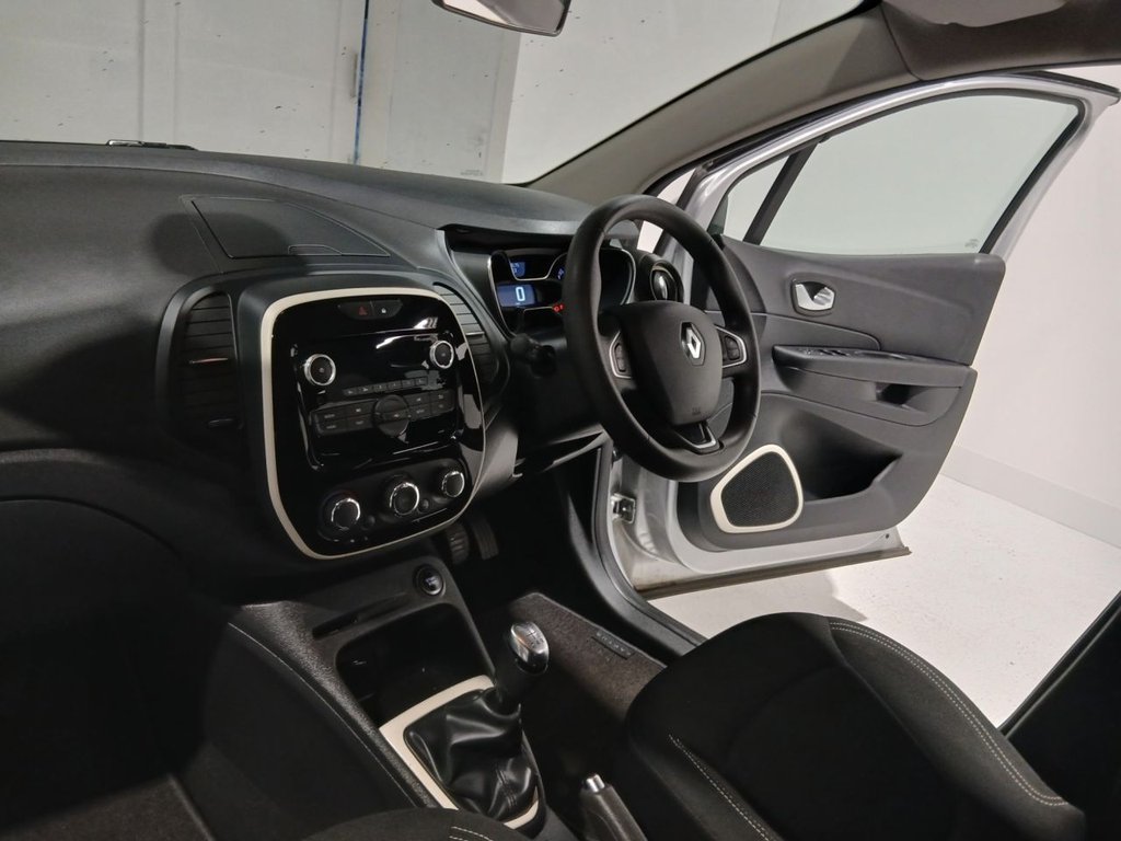 Used Renault Captur 2018 for sale - 77692951: Photo 27