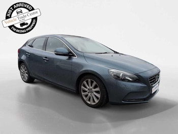 Volvo - V40
