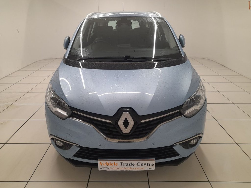 Used Renault Grand Scenic 2018 for sale - 77967136: Photo 2