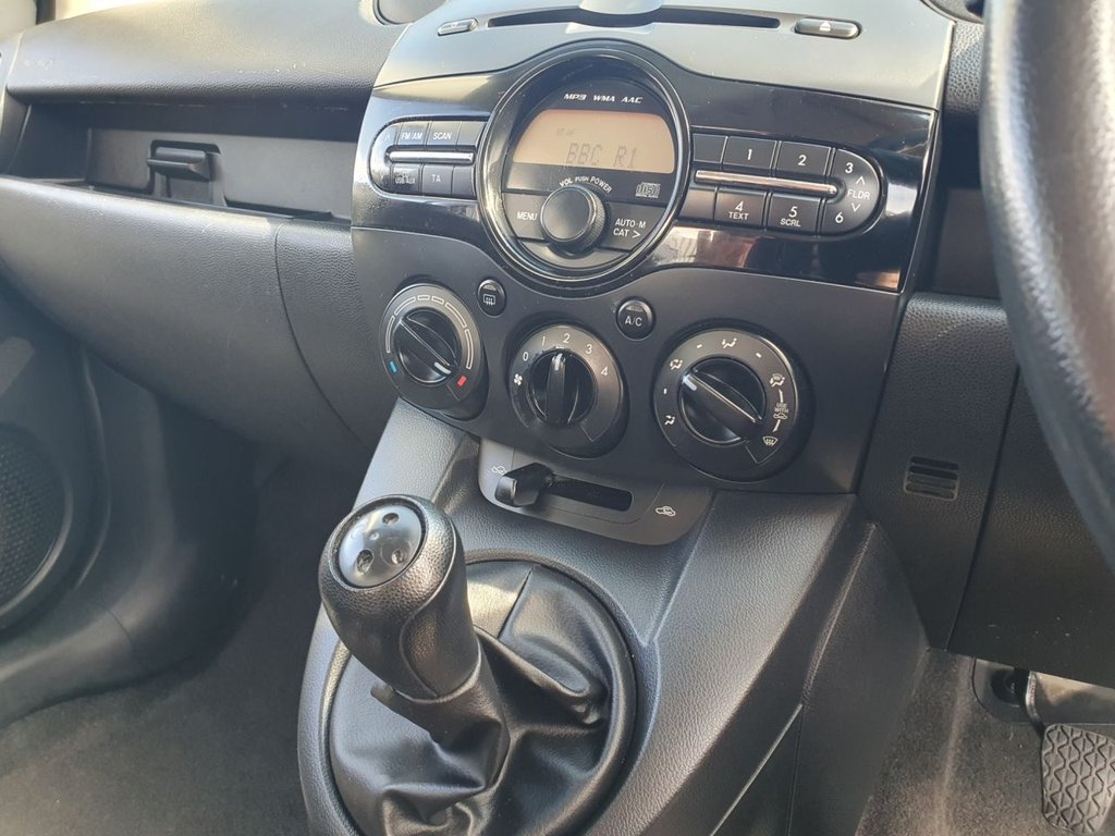 Used Mazda Mazda2 2013 for sale - 78082566: Photo 13
