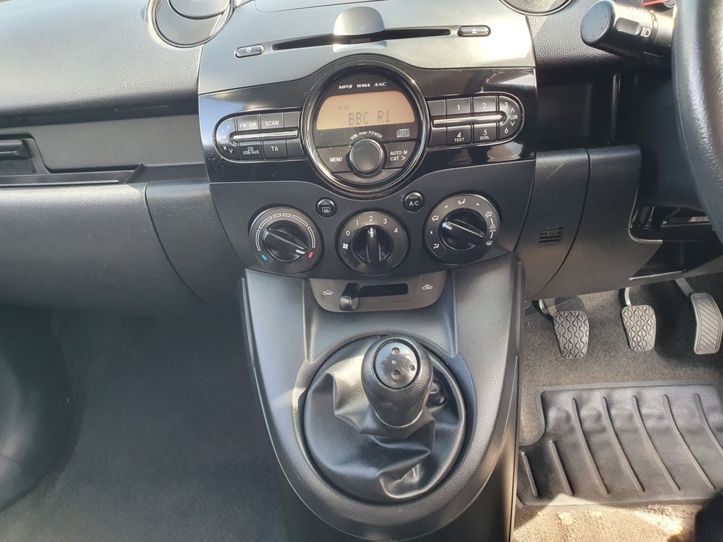 Used Mazda Mazda2 2013 for sale - 78082566: Photo 14