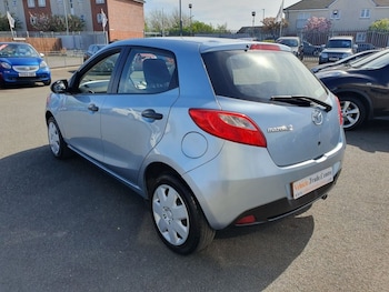 Used Mazda Mazda2 2013 for sale - 78082566: Photo