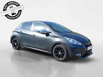 Used Peugeot 208 2014 for sale - 78908559: Photo