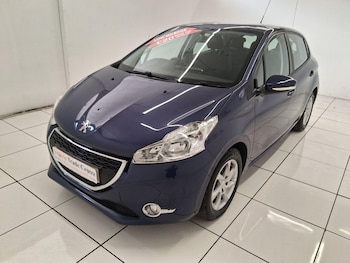 Used Peugeot 208 2014 for sale - 75478661: Photo