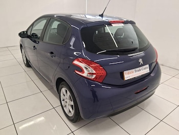 Used Peugeot 208 2014 for sale - 75478661: Photo