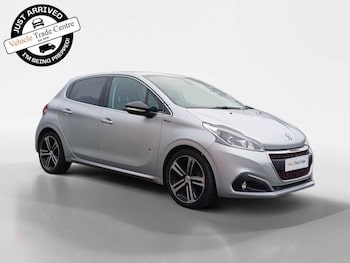 Used Peugeot 208 2016 for sale - 77263357: Photo