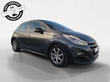 Used Peugeot 208 2016 for sale - 76485209: Photo