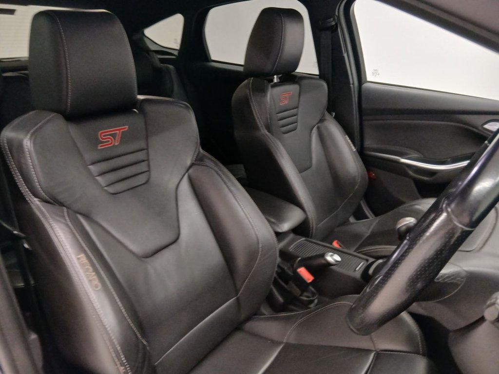 Used Ford Focus 2018 for sale - 77643102: Photo 11