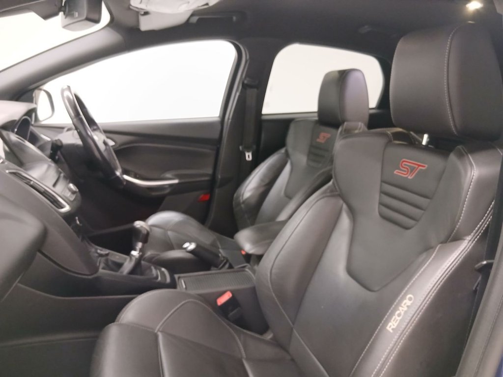 Used Ford Focus 2018 for sale - 77643102: Photo 16