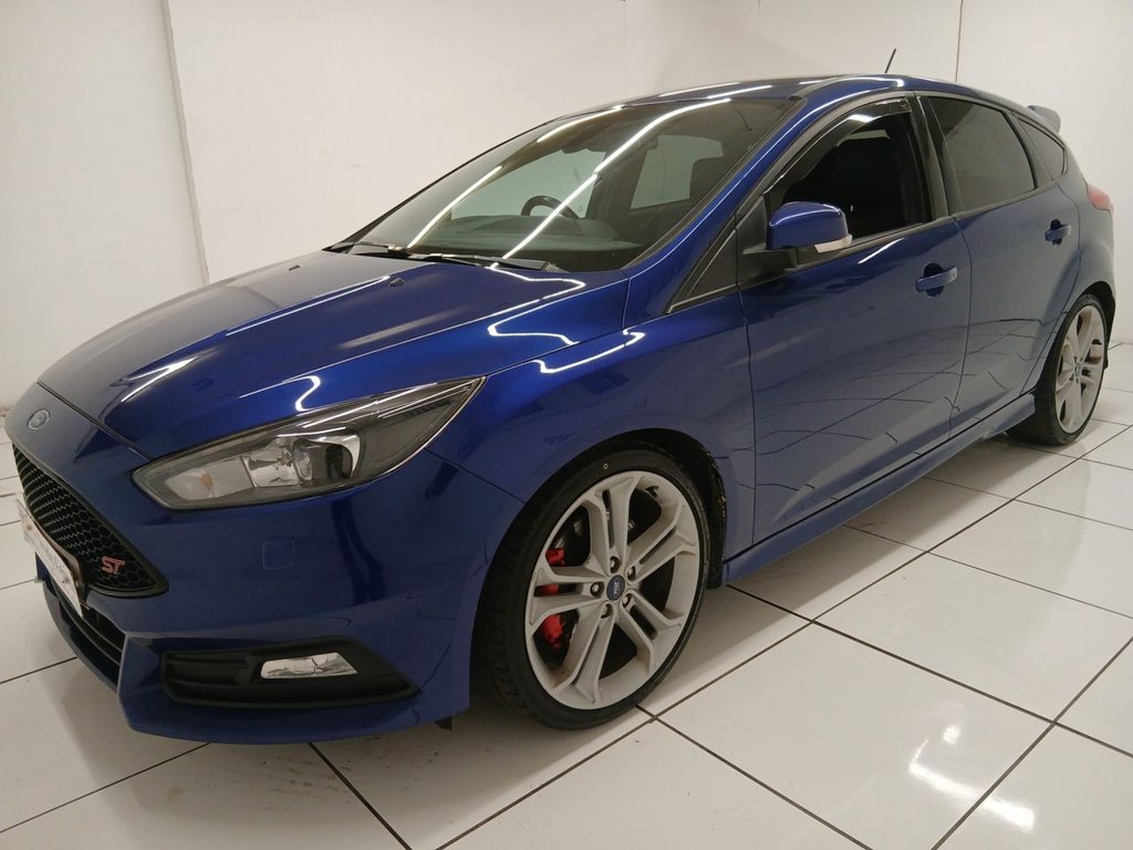 Used Ford Focus 2018 for sale - 77643102: Photo 3