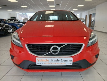 Used Volvo V40 2017 for sale - 78806169: Photo