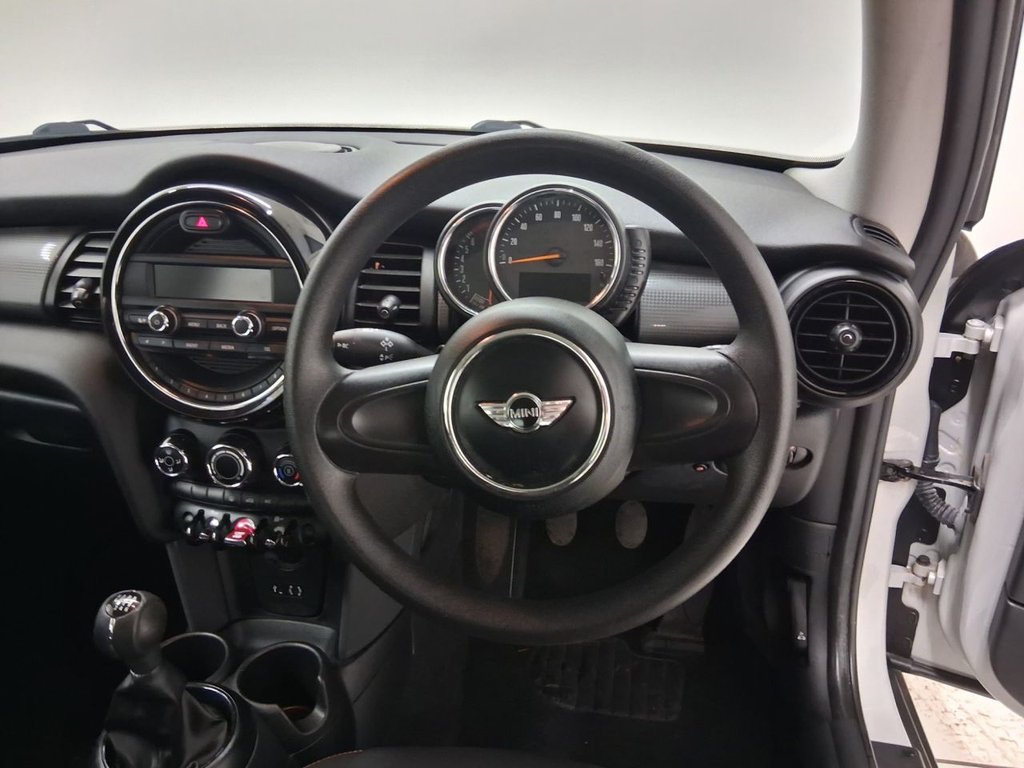 Used MINI Hatch 2015 for sale - 77171552: Photo 9