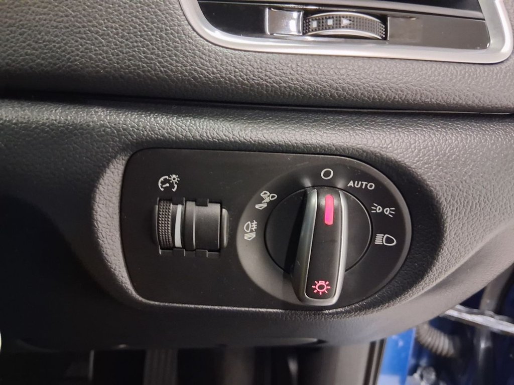 Used Audi Q3 2017 for sale - 77952661: Photo 21