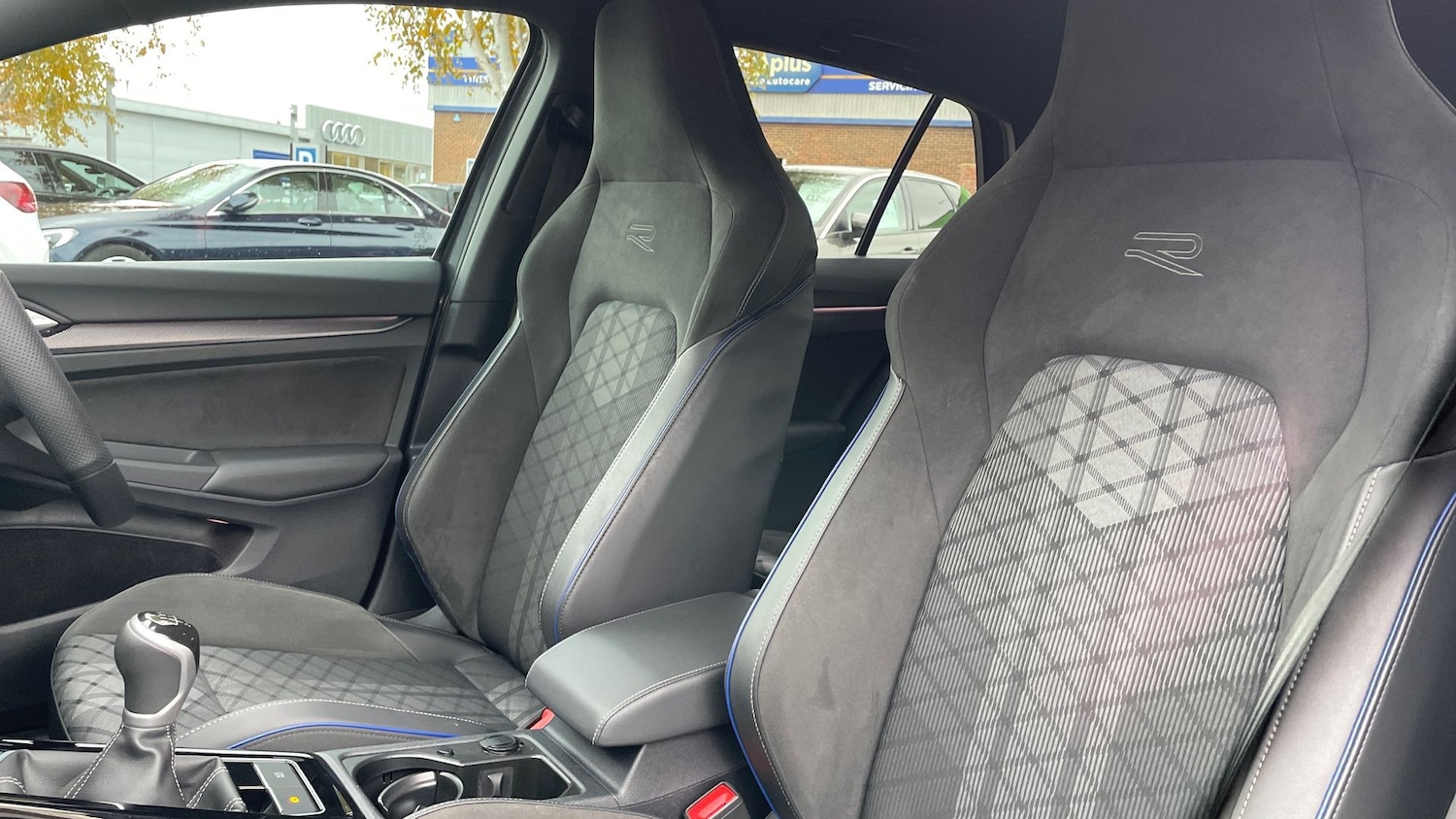 Used Volkswagen Golf 2024 for sale - 76413547: Photo 11