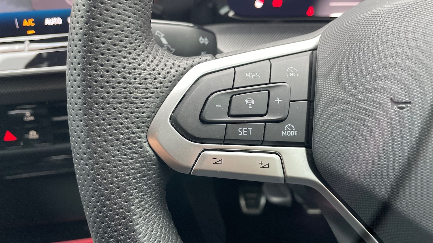 Used Volkswagen Golf 2024 for sale - 76413547: Photo 19