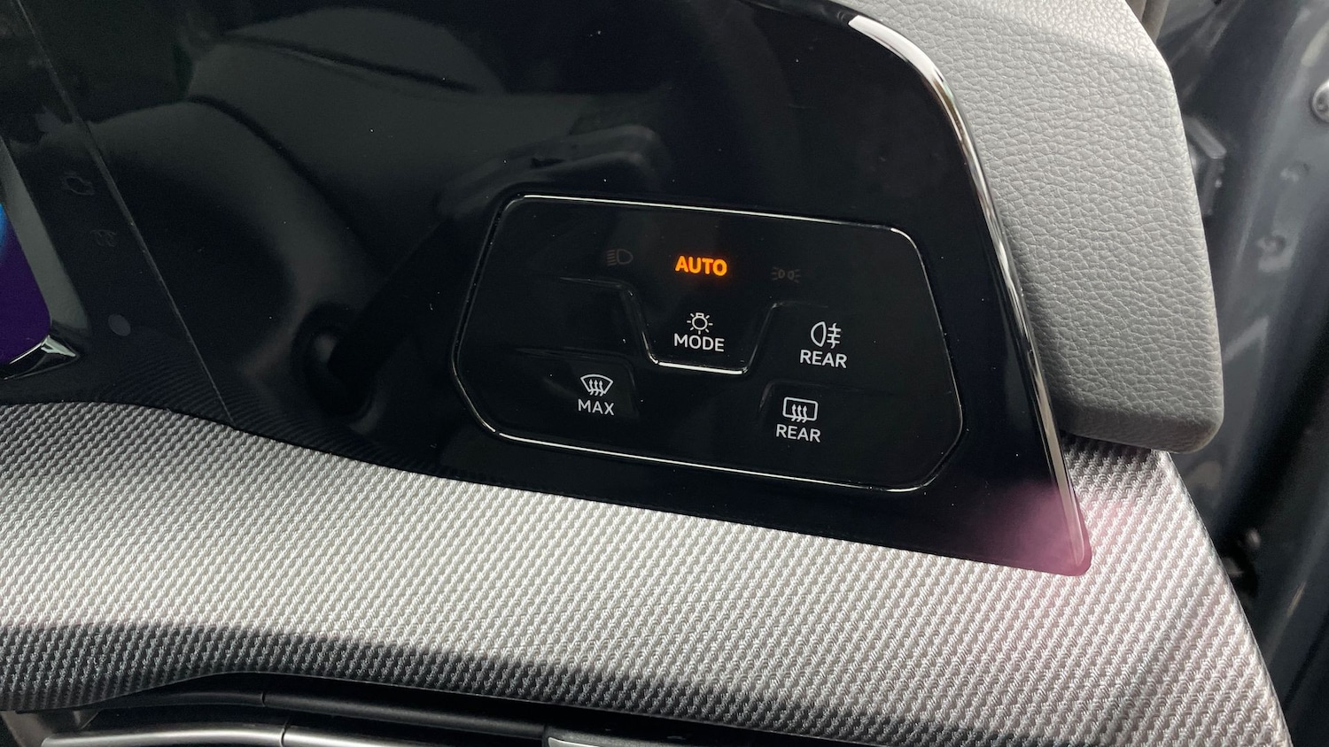 Used Volkswagen Golf 2024 for sale - 76413547: Photo 34