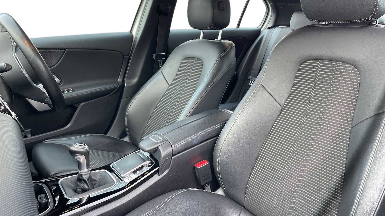 Used Mercedes-Benz A-Class 2019 for sale - 77065892: Photo 11