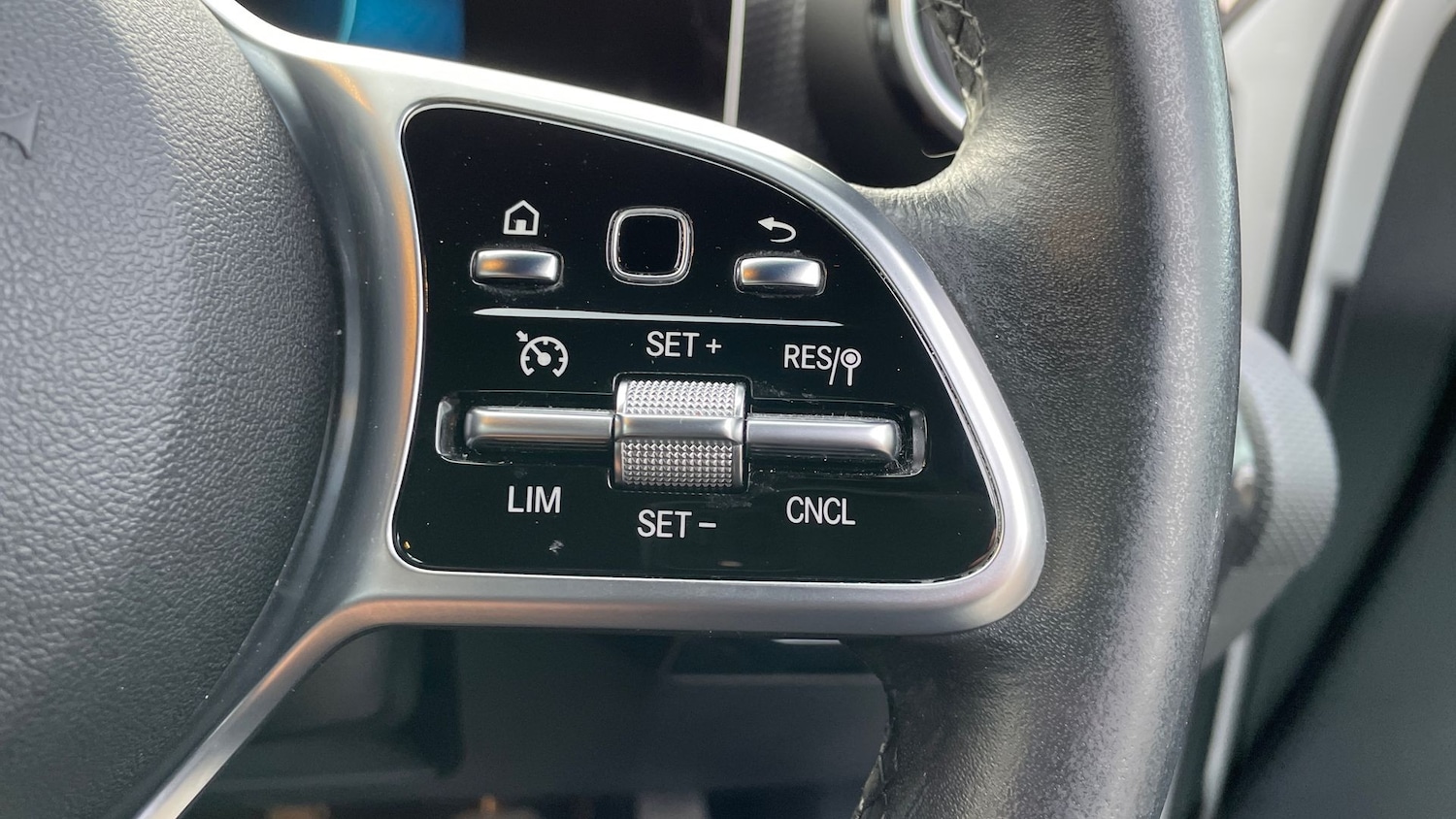 Used Mercedes-Benz A-Class 2019 for sale - 77065892: Photo 33