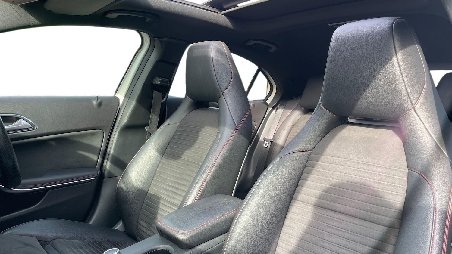 Used Mercedes-Benz A-Class 2018 for sale - 76413544: Photo 11