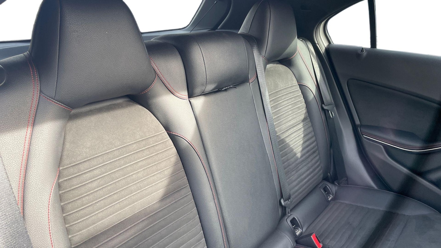 Used Mercedes-Benz A-Class 2018 for sale - 76413544: Photo 12