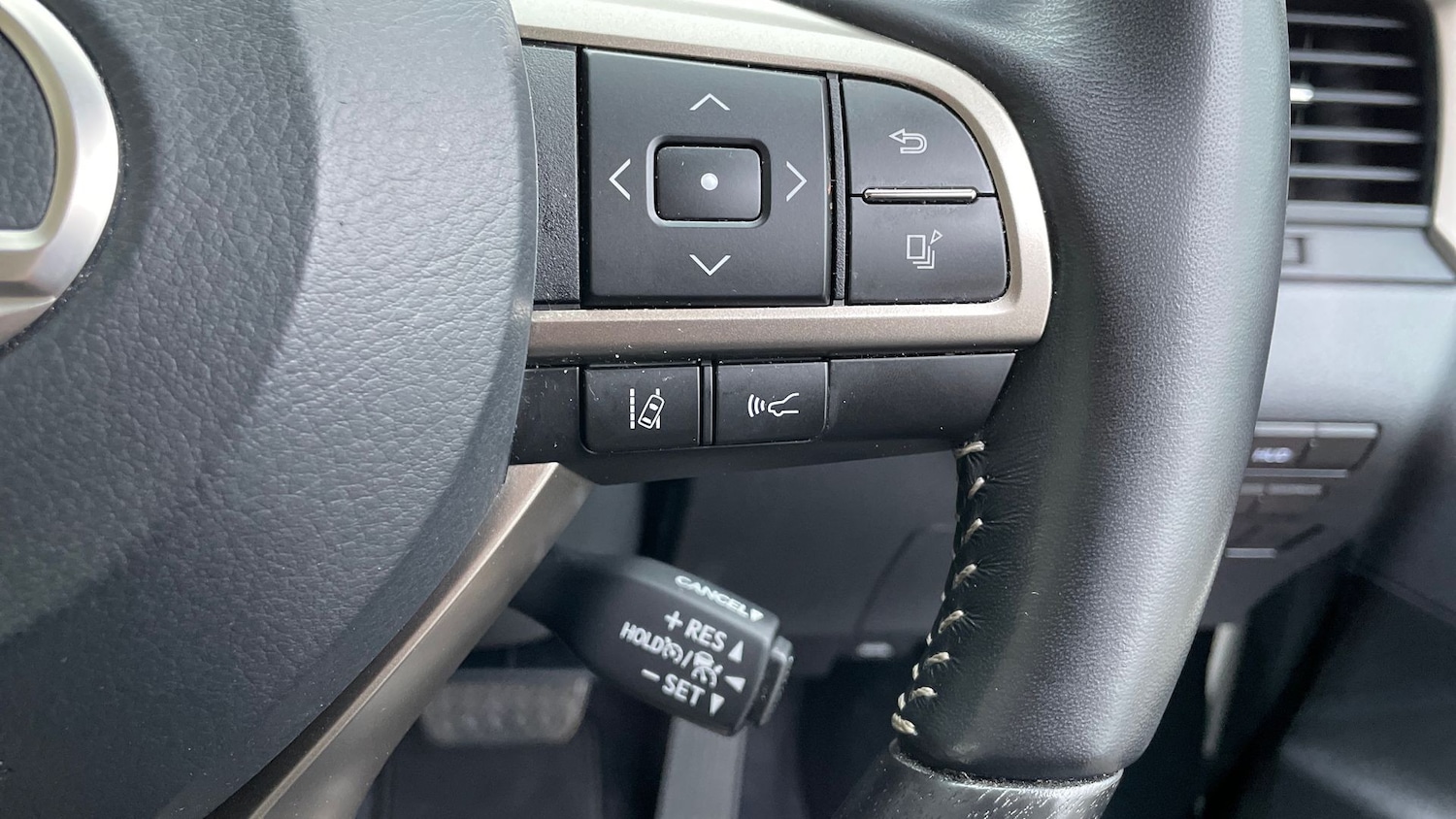 Used Lexus RX 2022 for sale - 76627500: Photo 28