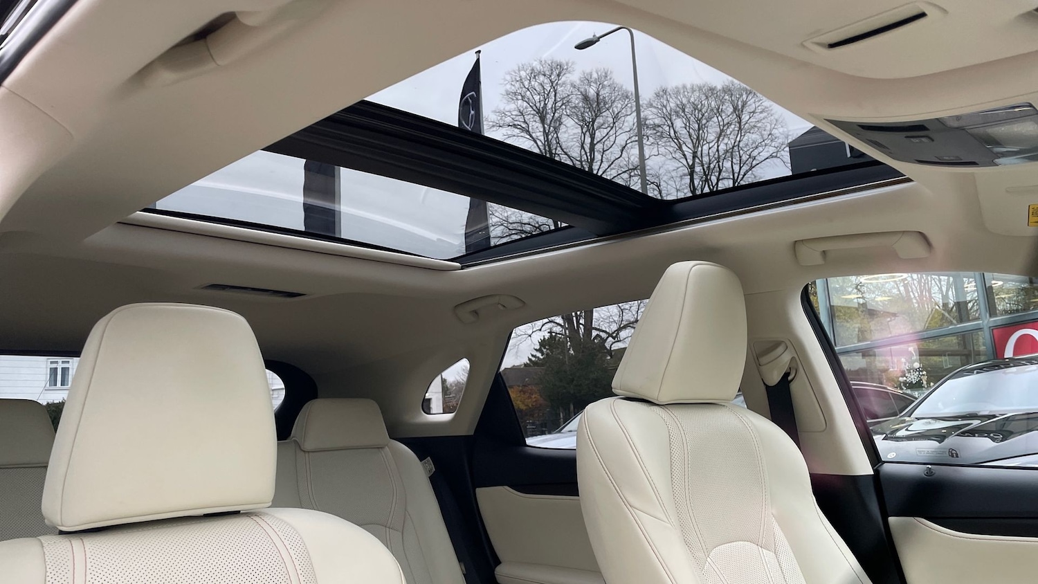 Used Lexus RX 2022 for sale - 76627500: Photo 33