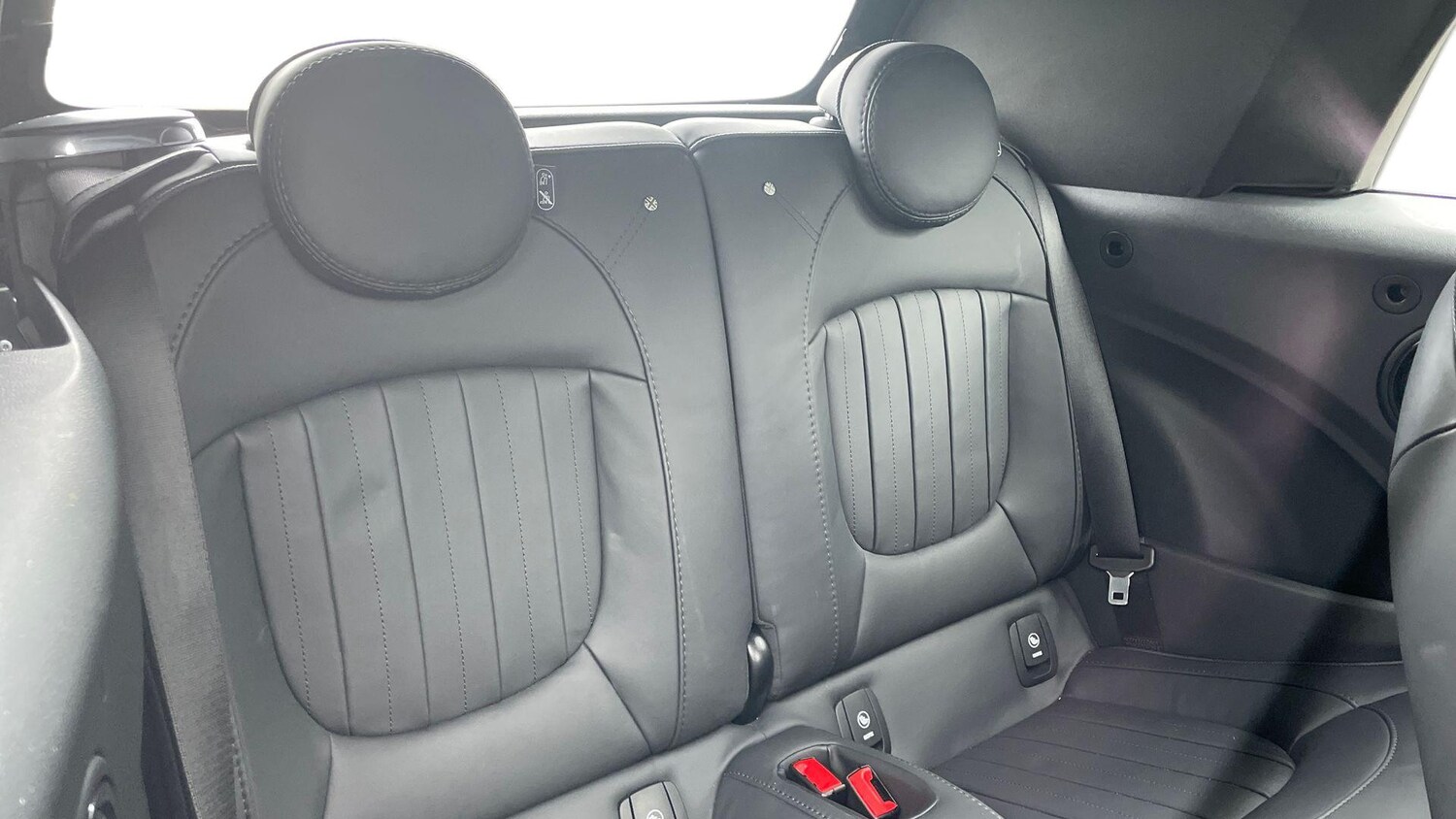 Used MINI Convertible 2023 for sale - 76413761: Photo 12