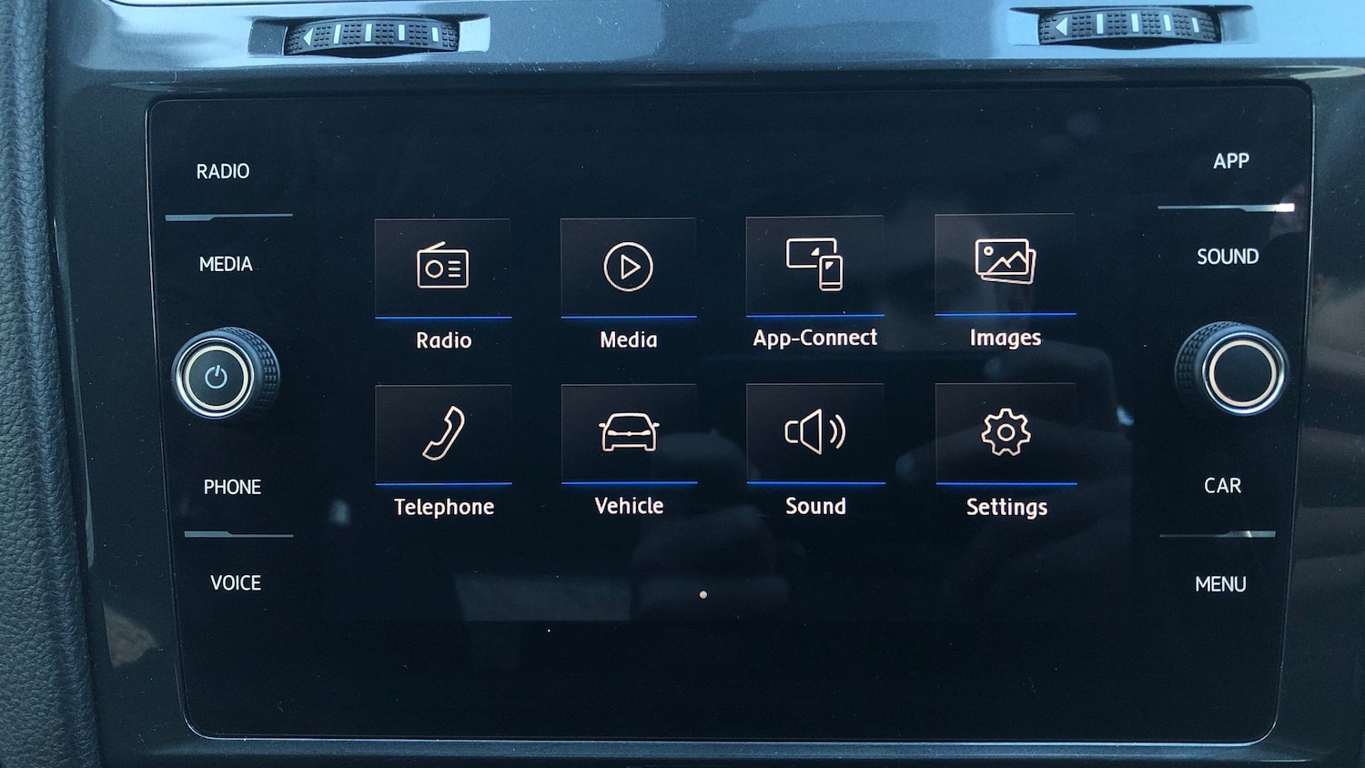 Used Volkswagen Golf 2018 for sale - 77228491: Photo 40