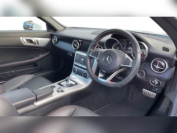 Used Mercedes-Benz SLC 2017 for sale - 76413654: Photo