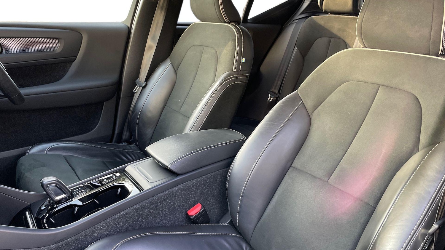 Used Volvo XC40 2021 for sale - 76413689: Photo 11